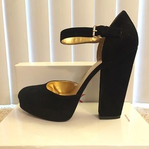 COPY - NINE WEST SUEDE PLATFORM PUMPS
